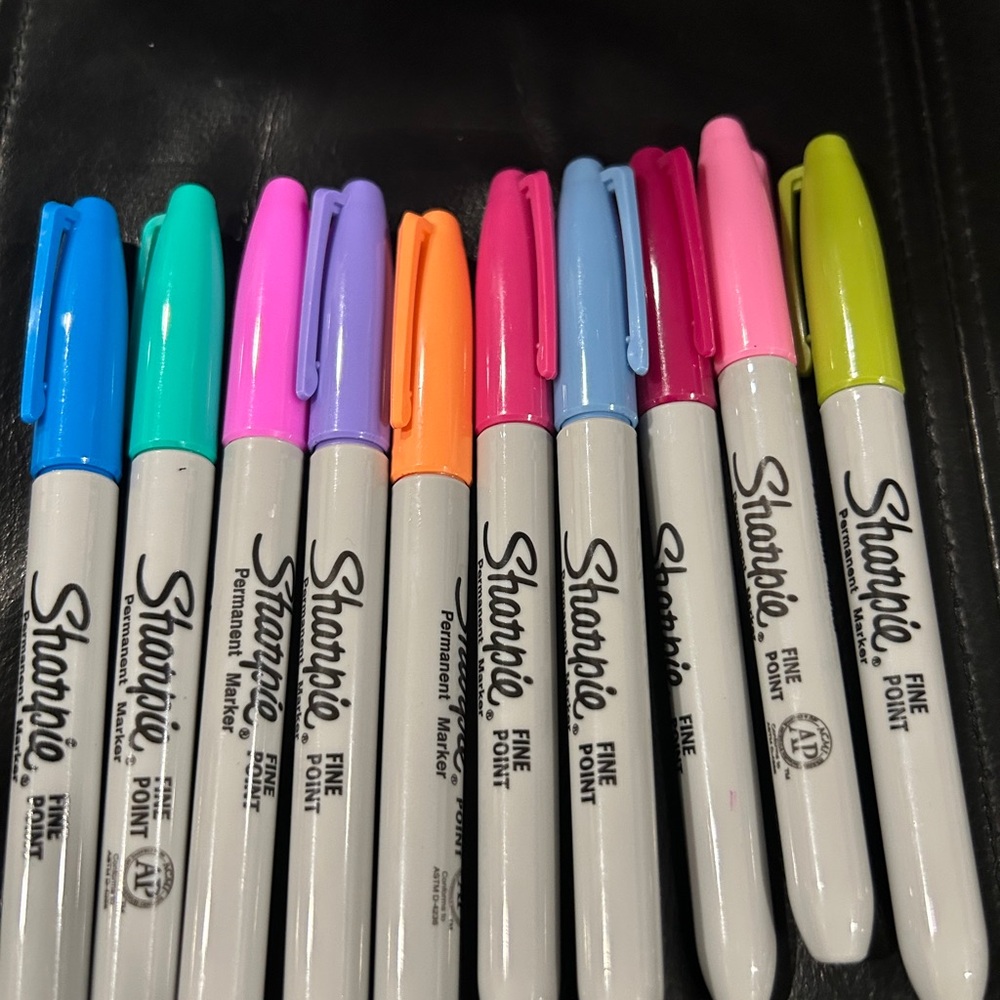 Sharpie Assorted Color Permanent Markers - Picture 6 of 6